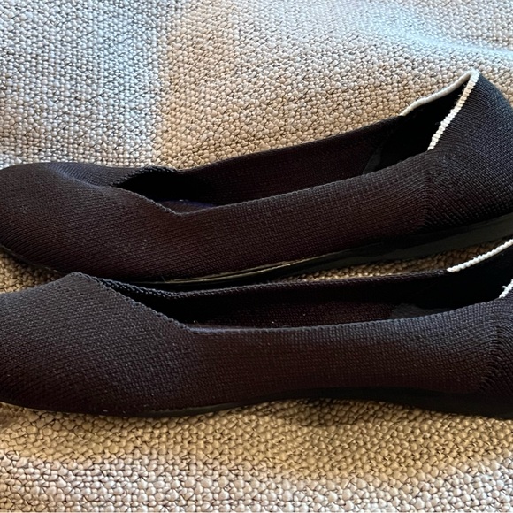 Rothy's Black Flats Sleek Minimalist Design Size 9.5 EU 41 - Picture 9 of 10